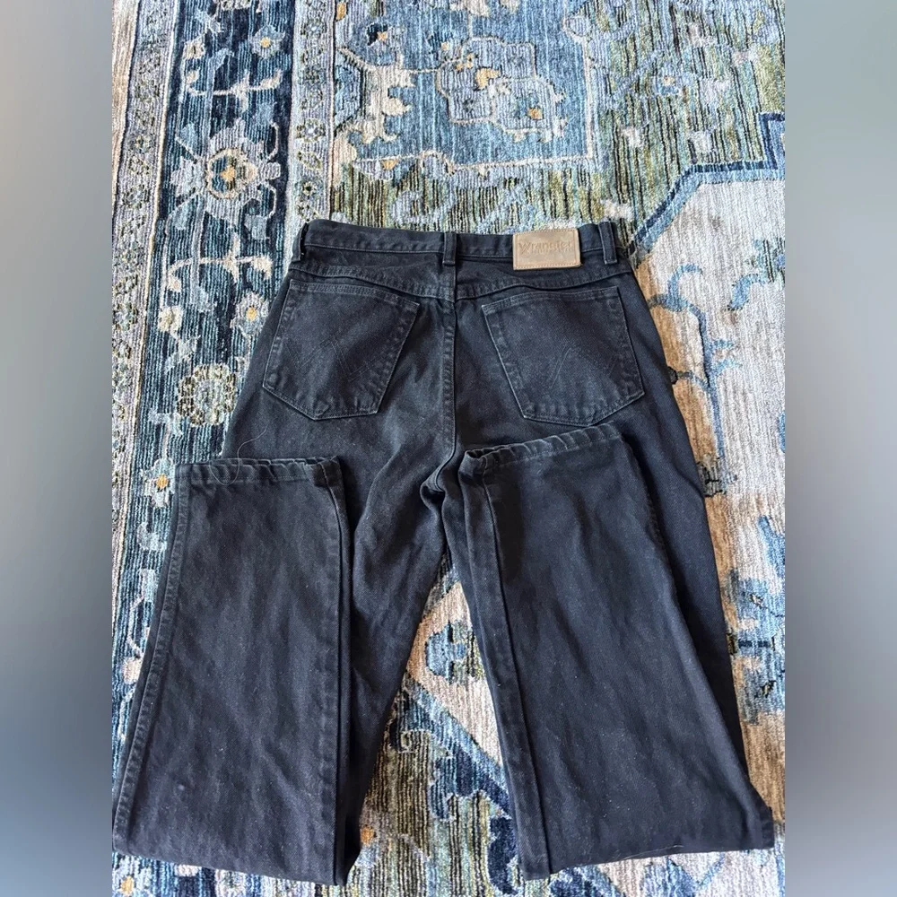 Wrangler Classic Black Women's Jeans - Picture 7 of 7